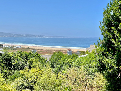 Interesante Propiedad Con Vista En Venta, Cachagua