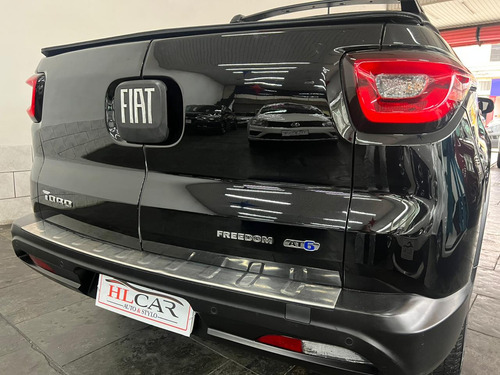 Fiat Toro 1.8 16v Freedom Flex 4x2 Aut. 4p