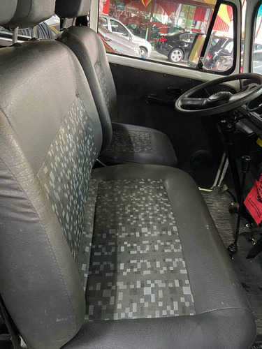 Imagem 7 de 8 de Volkswagen Kombi 1.4 Mi Std 8v Flex 4p Manual