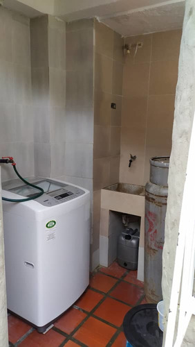 Imagen 8 de 12 de Casa La Venta En La Esmeralda, San Diego, Carabobo.
