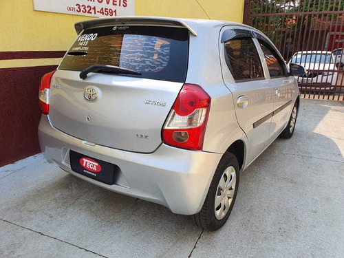 Toyota Etios 1.3 Flex 16v 5p.mec