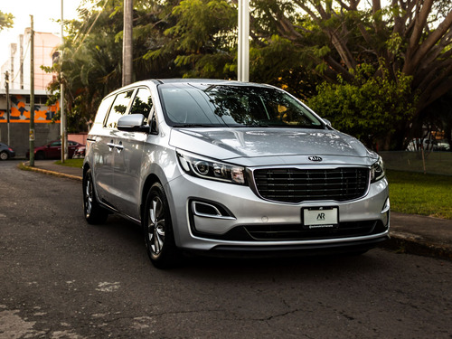 Kia Sedona Lx 2019