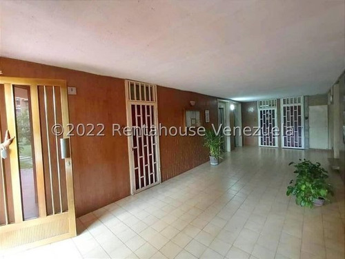 Imagen 2 de 15 de Apartamento En Venta Urb San Jacinto Planta Baja 23-15637 Hc