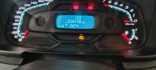 Imagem 10 de 11 de Chevrolet Montana Ls 1.4 2019 Prata Ar E Direção