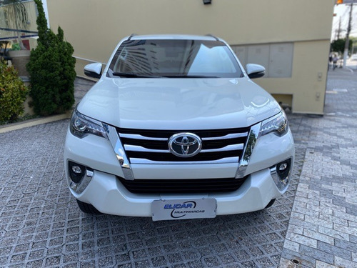 Toyota Hilux Sw4 2.8 Srx 4x4 7 Lugares 16v Turbo Intercooler