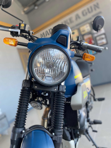 Imagen 13 de 15 de Royal Enfield Scram 411 Skyline Blue