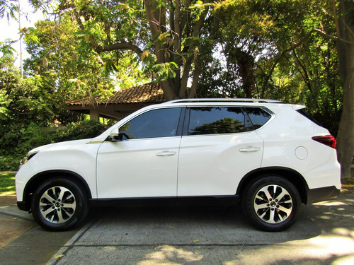 SsangYong Rexton Limited Plus 4x4 2.2 AT