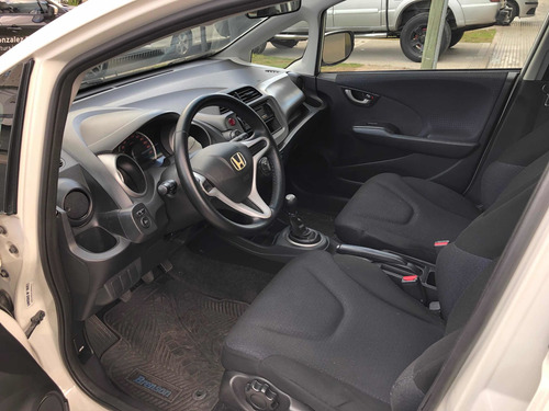 Imagen 7 de 12 de Honda Fit 2010 1.4 Lx-l Mt 100cv