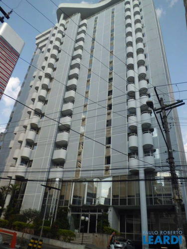 Flat - Jardim América - Sp - 11158