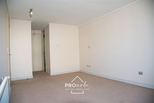Departamento En Venta De 2 Dorm. En Vitacura