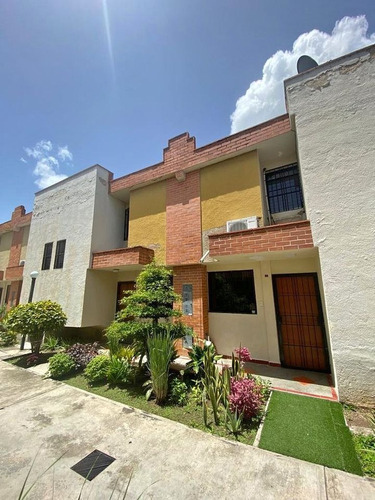 Seleny Vende Apartamento En Valencia Naguanagua Res Guayabal Norte 