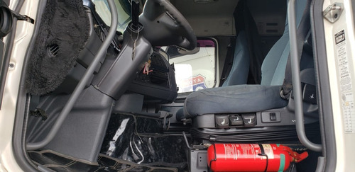Volvo 460 2013/13 6x2 1058146km (480, 420) (4j36)