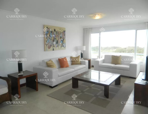 Apartamento En Brava Frente Al Mar, Alquiler
