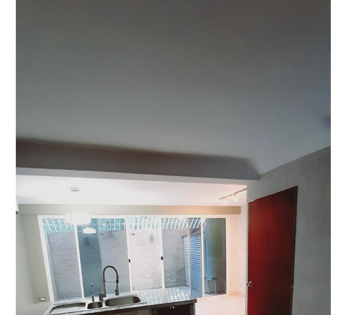 Imagen 2 de 14 de Marisol Castro Vende Townhouse En Mañongo |naguanagua | Res. Villas De Bugambilla | Foth-cr1