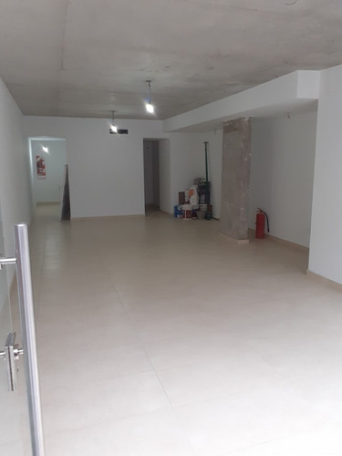 Imagen 3 de 10 de Cordoba 4100 - Local Comercial Sobre Avenida - Ideal Renta
