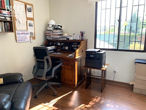 Casa En Venta De 5 Dorm. En Providencia