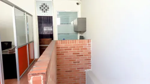 Local En Arriendo/venta En Franco. Cod V17234