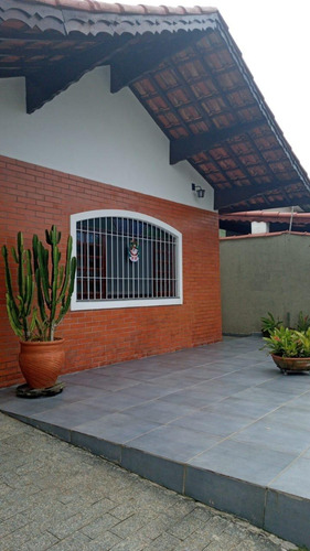 Imagem 3 de 30 de Casa Isolada 2 Dormitórios Interno, Mais 1 Dormitório Suite Na Edícula, Área De Churrascos E Festas Avarandado, Balneário Flórida Pertinho Do Mar! - Ca00027 - 70147982