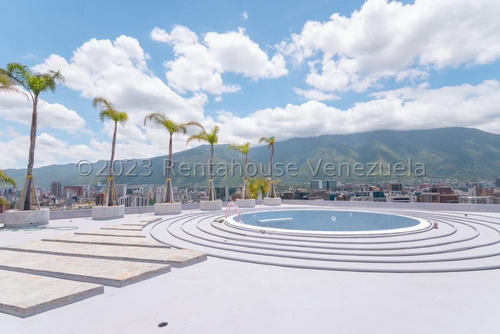 Apartamento En Venta Se Adapra A Tus Requerimientos Con Una Distribucion Inteligente.urb. Las Mercedes Mb