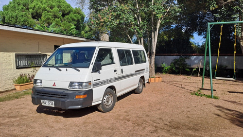 Mitsubishi L300 Rural