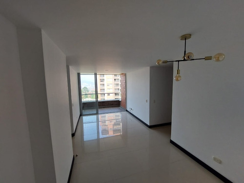 Apartamento Para Arriendo En Camino Verde Envigado Ac-63462