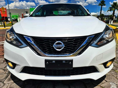 Imagen 2 de 15 de Nissan Sentra 2017 1.8 Advance Mt