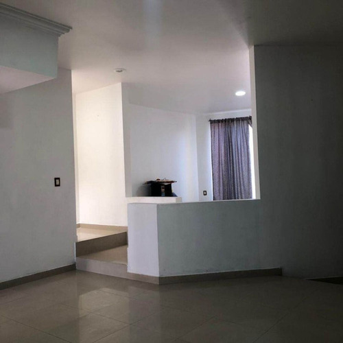 Casa En Venta Frambuesa # 107, Col. Nueva Santa Maria, Alc. Azcapotzalco, Cp. 02800 Romesb54