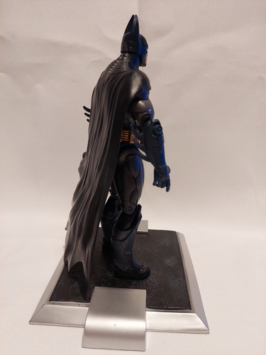 Batman (armored) - Arkham Asylum - Dc Comic - 18cm - 3 (Usado)