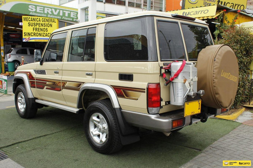 Toyota Land Cruiser Lx