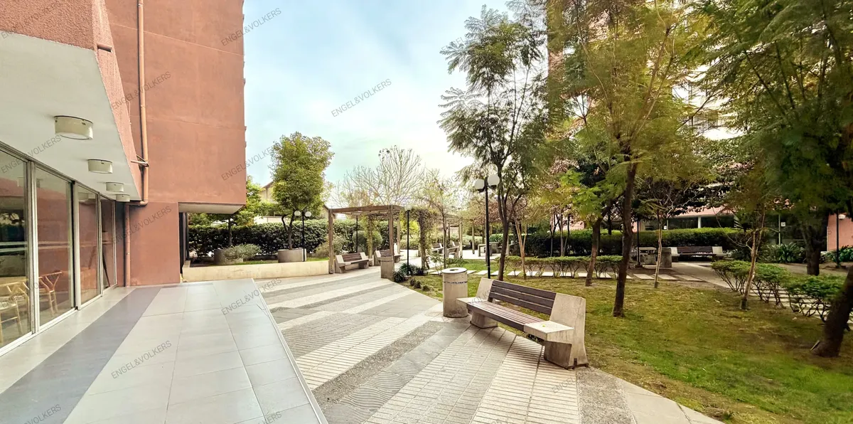 Imagen 2 de 14 de 2d + 2b + Est. + Bod. / Vic. Mackenna Pte. / Mall Vespucio