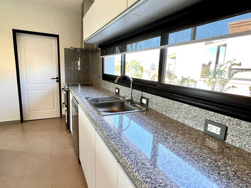 Imagen 13 de 30 de Casa En Venta Haras Santa María Escobar.