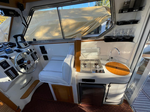 Astinor 840, Eje, Volvo Penta Diesel 150 Hp X 2