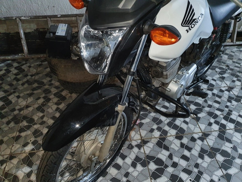 Imagem 2 de 4 de Honda Cg 125i Cargo