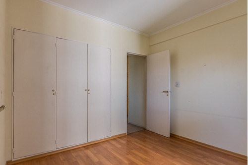 Departamento De 4 Ambientes En Venta, Temperley