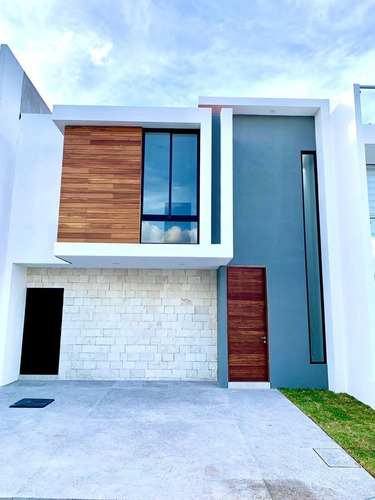 Imagen 20 de 20 de Estrena Casa En Cañadas Del Arroyo, Jardín, Doble Altura, 3