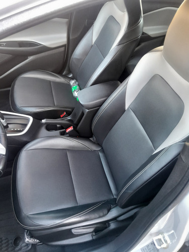 Chevrolet Onix plus 1.0 Turbo Premier At