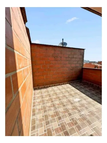 Pent-house Dúplex Para La Venta En Laureles, San Joaquin