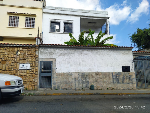 Casa En Venta Urb. San Bernardino Sector Las Palmas