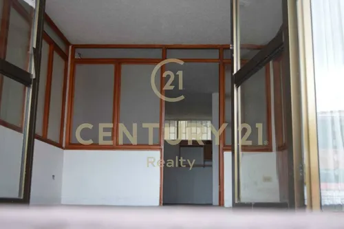 Local Comercial Con Deposito