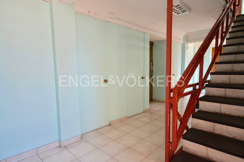 Oficina Para Consulta Médica O Dental 55 M2