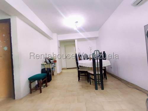 Nm Apartamento En Venta En Lomas Del Ávila Cod25-20841