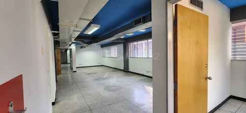 Edificio Oficina Depósito Venta La Urbina 1820 Mts2 Sonmetros2