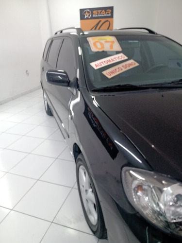 Imagem 3 de 10 de Toyota Fielder Sl