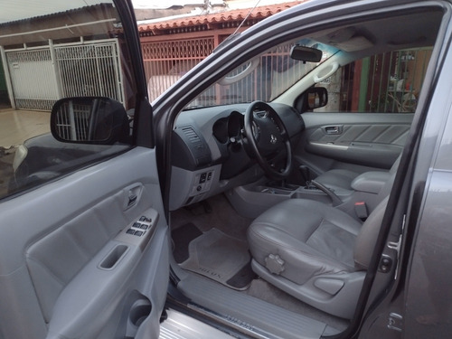 Toyota Hilux 2010 3.0 Srv Cab. Dupla 4x4 Aut. 4p
