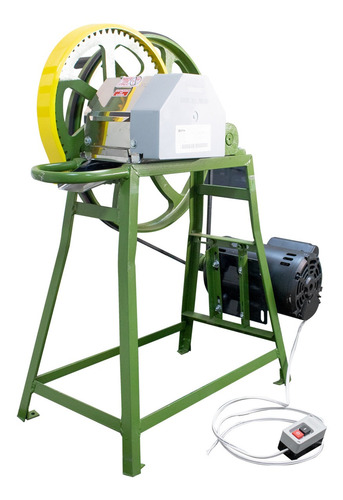 Imagem 1 de 5 de Engenho De Moer Cana B120 Inox Kit Com Motor Correia Chave