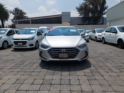 Imagen 5 de 7 de Hyundai Elantra 2018 2.0 Gls Premium At