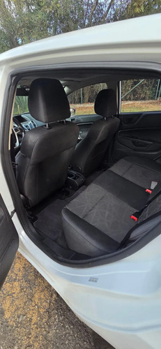 Ford Fiesta 1.6 Hatchback Mecánica