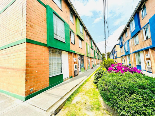 Linda Casa Ubicada En Zona Franca Fontibon Lista Para Air Bnb Amoblada