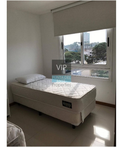 Apartamento En Aidy Grill, 2 Dormitorios Alquiler Anual - Ref: 240