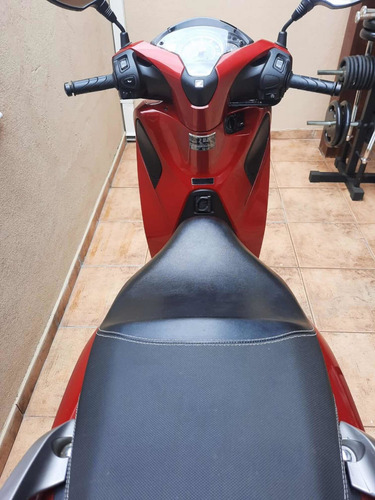 Imagem 2 de 12 de Honda Shi